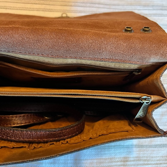 Patricia Nash Crossbody Organizer Leather - Picture 7 of 7